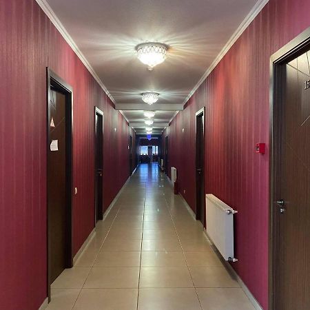 Hotel Okriba ティビリシ エクステリア 写真