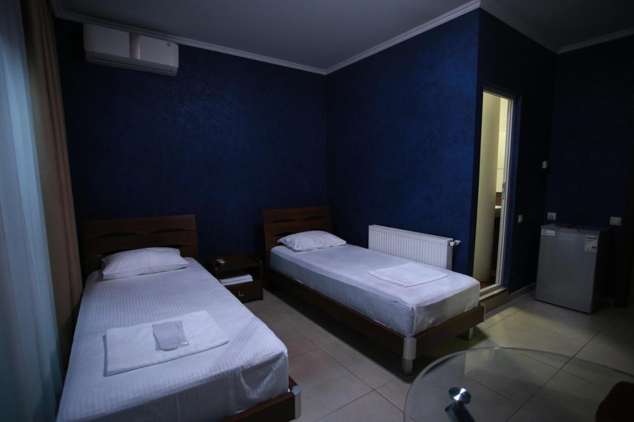 Hotel Okriba ティビリシ エクステリア 写真