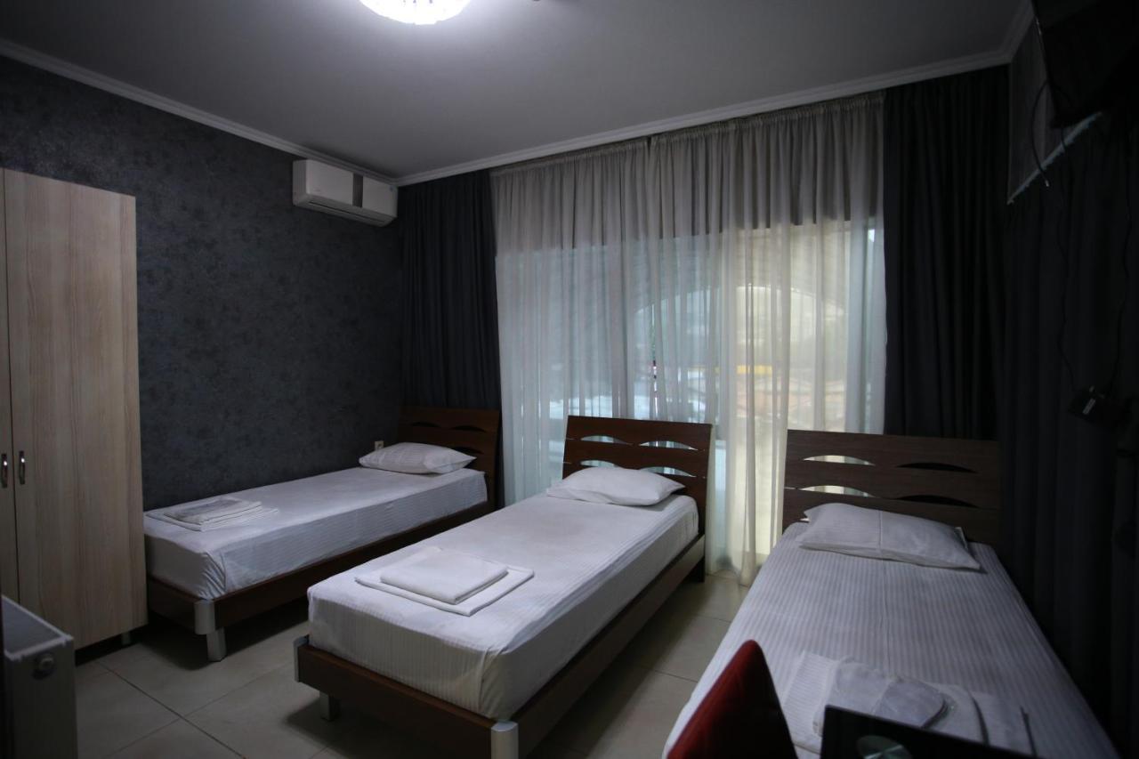 Hotel Okriba ティビリシ エクステリア 写真